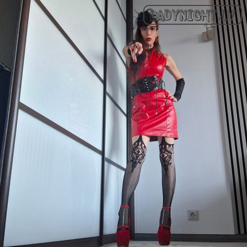 MISTRESS JULIA