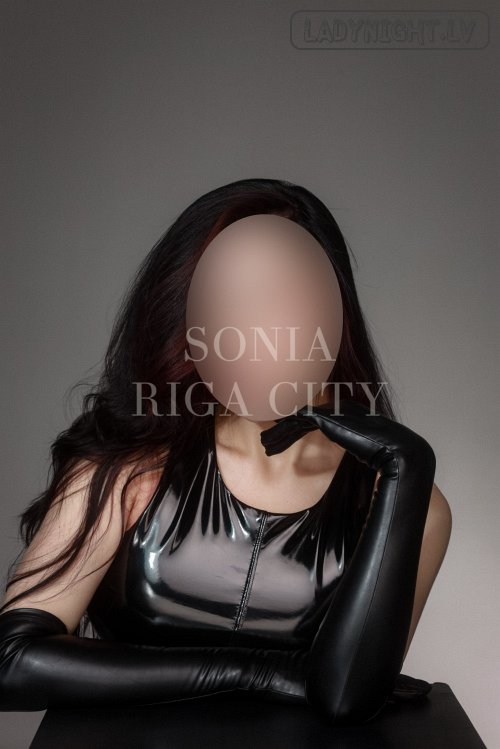 Sonia REAL