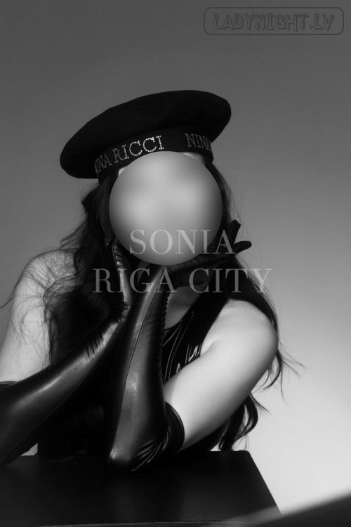 Sonia REAL